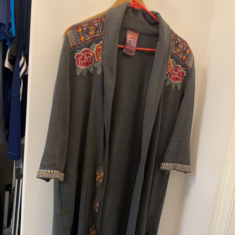 Embroidered Johnny was coat